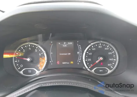 2018 Jeep Renegade Latitude 4X4 z USA, uszkodzony, nr VIN ZACCJBBB4JPH56415